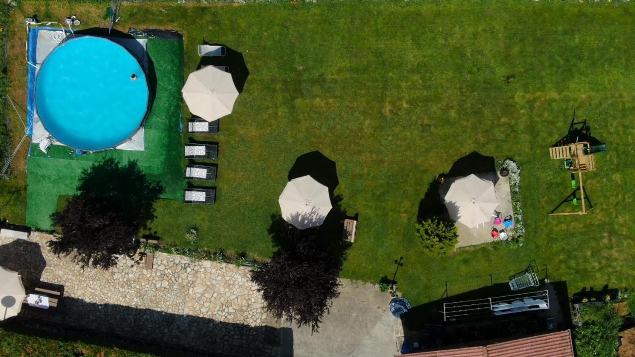 Casa Madrazo Con Piscina Y Parrillas Praves Екстер'єр фото