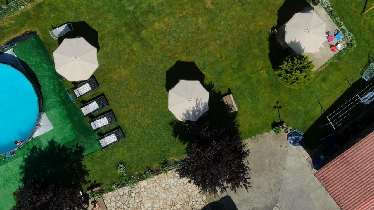 Casa Madrazo Con Piscina Y Parrillas Praves Екстер'єр фото